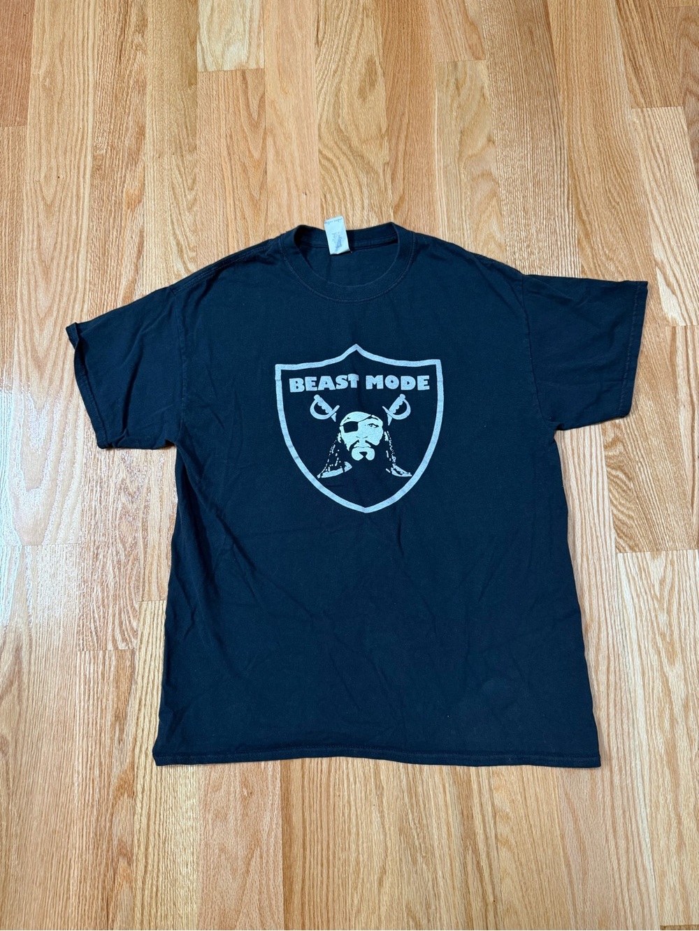 Las Vegas Raiders Marshawn Lynch T-Shirt Men’s Large